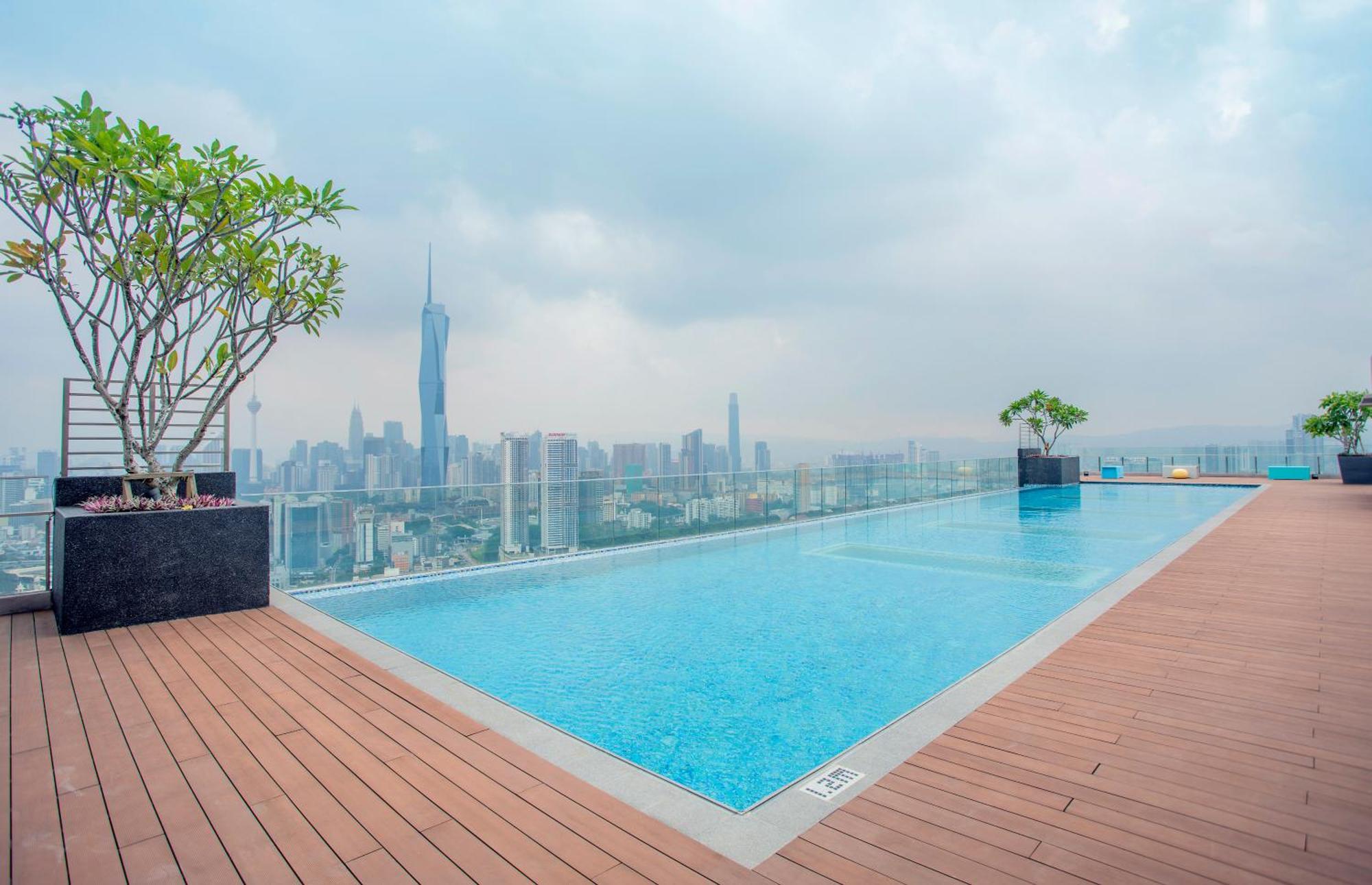 Riveria City Near Kl Sentral With 118 View Sky Infinity Pool By Cobnb Kuala Lumpur Esterno foto